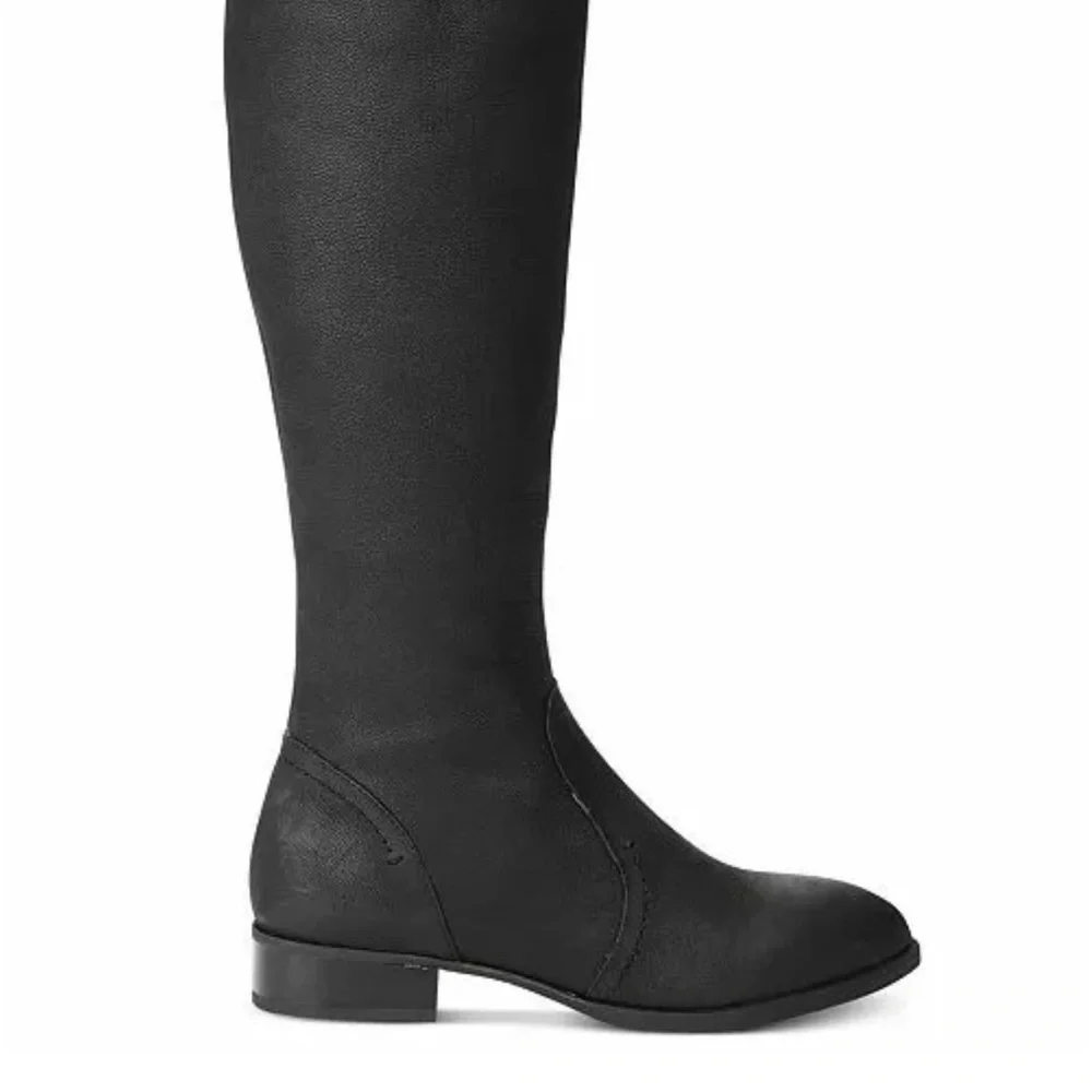 Nine West tall Nicolah Leather Boots, barely used no scuffs or scratches sz 7.5